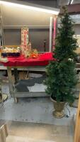 SEASONAL DECOR - FALL & CHRISTMAS DECOR