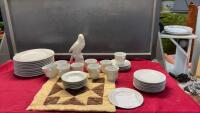 CROWN VICTORIA &ldquo;CAROLYN&rdquo; DISH SET AND A CERAMIC PARROT
