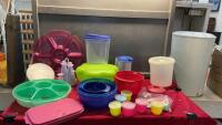 BOX W/ PLASTICWARE - SOME TUPPERWARE