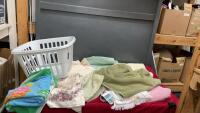 LAUNDRY BASKET & BOX W/ TOWELS/RAGS