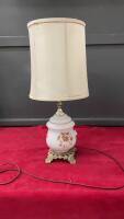 VINTAGE TABLE LAMP W/ BRASS & GLASS BASE