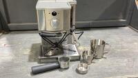 BREVILLE ESSPRESSO MACHINE