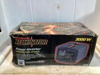 MOTOMASTER ELIMINATOR POWER INVERTER