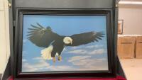 BALD EAGLE PICTURE ON BOARD IN NICE WOOD FRAME