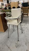 VINTAGE DOLL CHAIR
