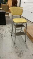 VINTAGE STEP STOOL CHAIR