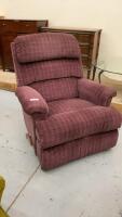BURGUNDY LA-Z-BOY RECLINER