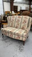 FLORAL LOVESEAT