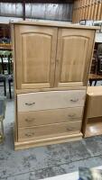 ARMOIRE