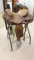 SCHETTERLERS 1982 CHAMPION HEADER TEAM ROPING SADDLE
