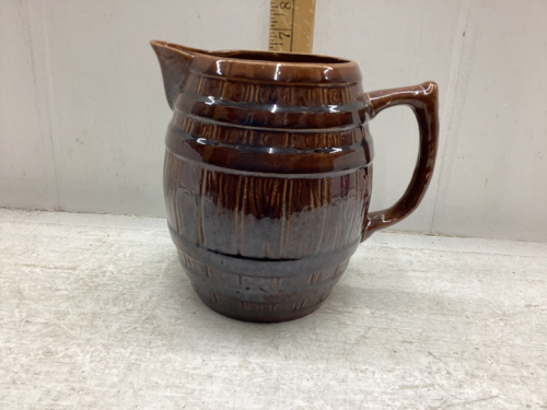 MEDALTA MEDICINE HAT - BARREL SHAPED PITCHER