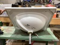 SINK 25" X 22"