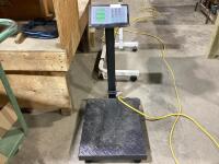 DIGITAL WEIGHTING SCALE