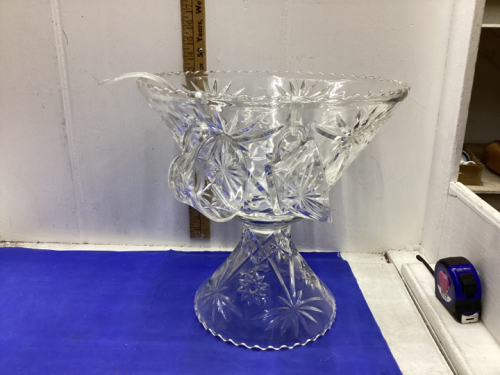 PRESCUT CRYSTAL PUNCH BOWL WITH PEDESTAL