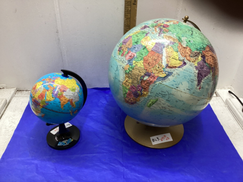 (2) WORLD GLOBES