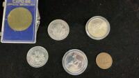 ASSORTED TOKENS - EXPO 1986, JASPER DOLLAR - 1988, RCMP - 1974, COMMONWEALTH - 1978, KLONDIKE DAYS - 1985 AND A 1939 HALF PENNY