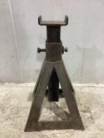 JACK STAND