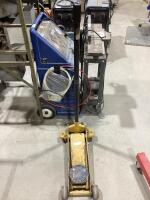 FLOOR JACK