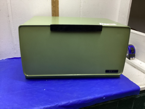 GREEN BREADBOX-METAL. GSW