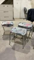 (5) STACKING STOOLS
