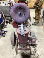 WAGNER VM/GM-2000 PAINT GUN W/ (2) EXTRA TIRES