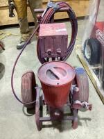 WAGNER VM2000 PAINT GUN ELETROSTAT POWER UNIT W/ GUN & PUMP