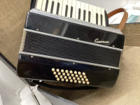 CAMERANO ACCORDIAN W/CASE