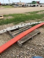Sprayer booms