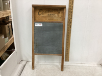 ECONOMY ZINC BY CANADIAN WOODWARE CO. WASHBOARD