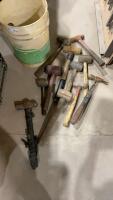 BUCKET OF VARIOUS STYLES OF HAMMERS