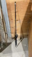 SHAKESPEARE &ldquo;UGLY STIK GX2&rdquo; FISHING ROD W/ SHAKESPEARE REEL