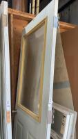 32&rdquo; EXTERIOR DOOR W/ WINDOW