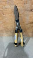 (2) GARDEN SHEARS