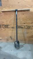 MANUAL POST HOLE DIGGER