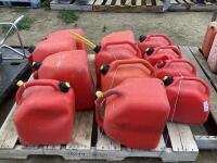 PALLET OF MIXED JERRY CANS 12PCS