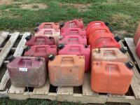 PALLET OF MIXED JERRY CANS 15PCS