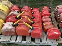 PALLET OF MIXED JERRY CANS 16PCS