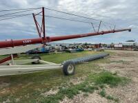 Farm King 1385 PLUS THE 10' extension hydraulic swing auger