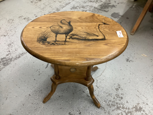 DUCKS UNLIMITED SIDE TABLE