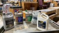 SHOP BOX OF MIXED CLEANER, THINNER & WOOD STAIN