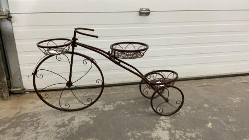 GARDEN DECOR METAL BICYCLE - HOLDS 3 BASKETS