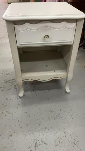 WHITE NIGHTSTAND W/ 1 DRAWER AND OPEN SHELF