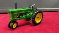 JOHN DEERE 70 POWER STEERING TRACTOR