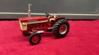 INTERNATIONAL 460 DIESEL UTIILITY TRACTOR