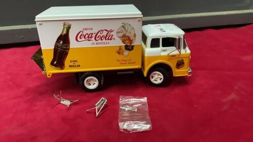 FORD COCA-COLA DIE-CAST DELIVERY TRUCK