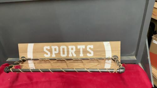 SPORTS WALL HANGER