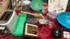 BOX OF ASSORTED KITCHEN ITEMS - KITCHEN UTENSILS, COLLANDERS, TOASTER, ETC. - 5