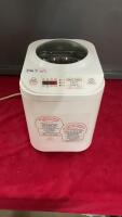 BREADCHEF BREADMAKER