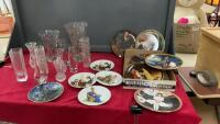 (2) BOXES OF VASES AND COLLECTOR PLATES