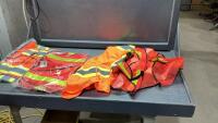 FLAT W/ (4) HIGH VIS VESTS